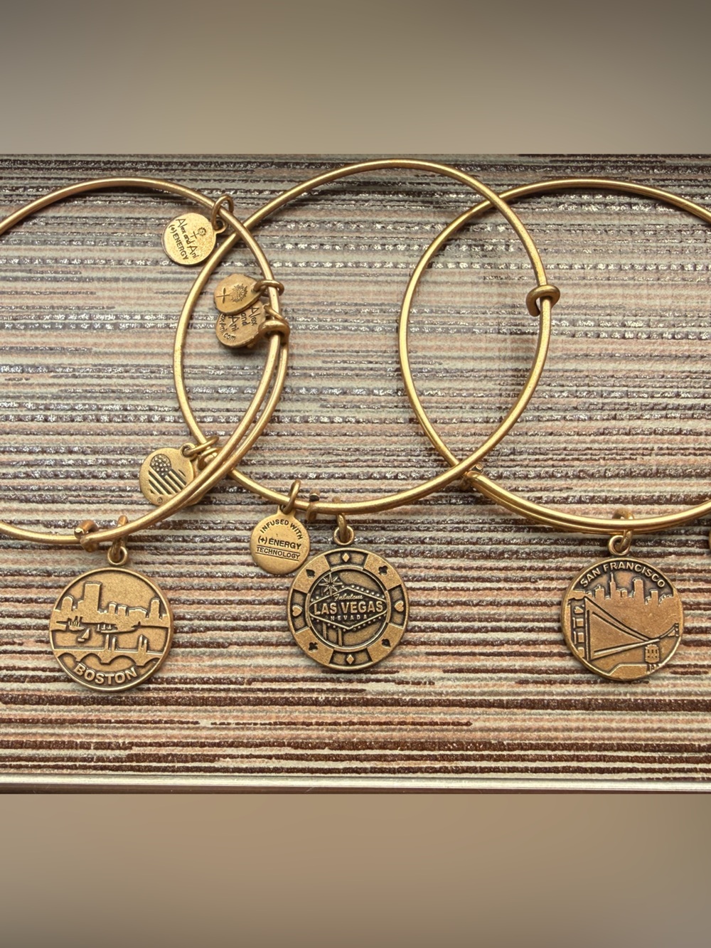 Alex and Ani Destination City Bangle Lot – Boston Las Vegas San Francisco